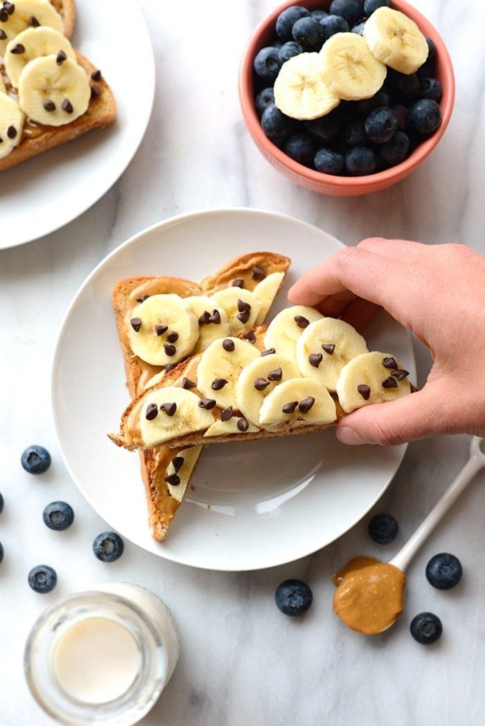 Peanut butter banana toast is an easy, satisfying breakfast ready to go in less than 5 minutes! Peanut Butter Banana Toast