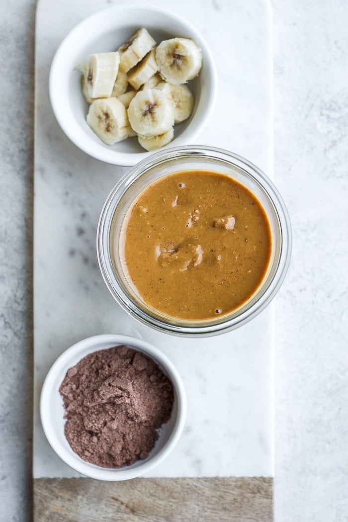 Peanut butter banana protein smoothie ingredients
