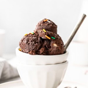 protein ice cream in cup.